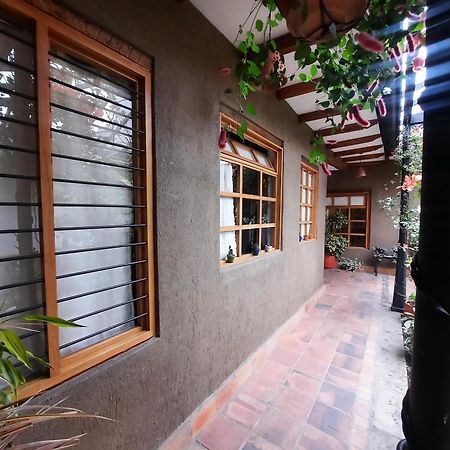 Hostal Suite Le Fabrique クエンカ エクステリア 写真