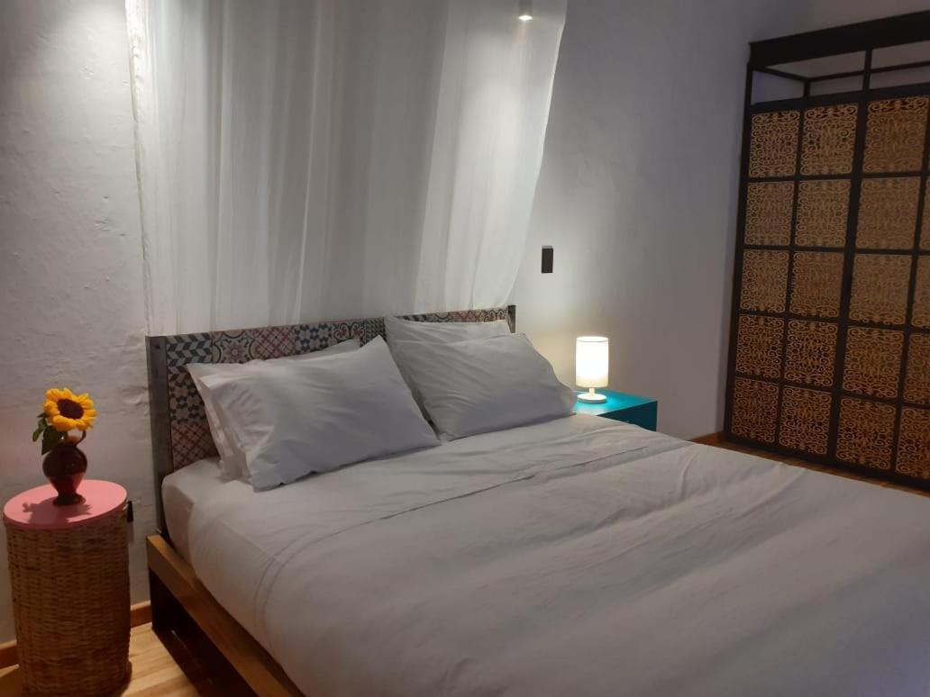 Hostal Suite Le Fabrique クエンカ エクステリア 写真