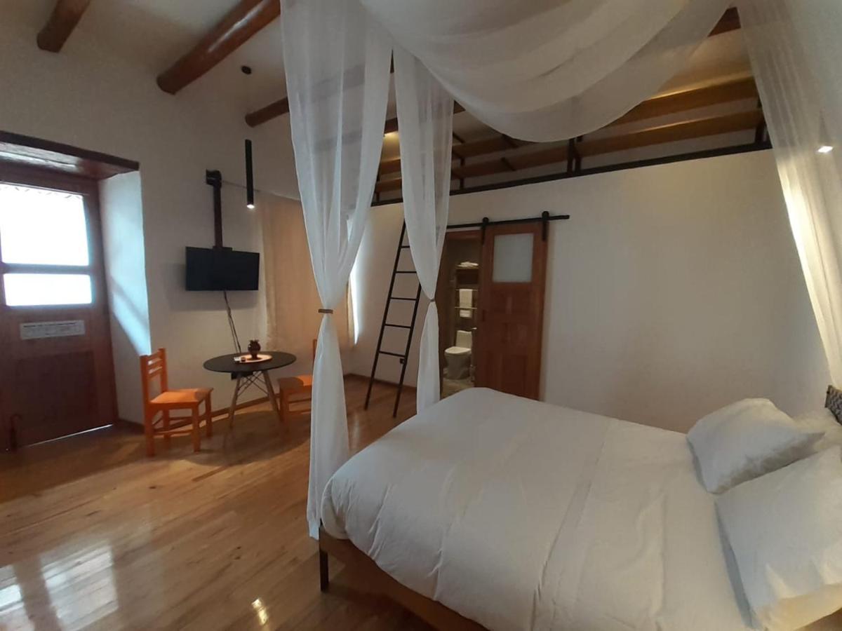 Hostal Suite Le Fabrique クエンカ エクステリア 写真