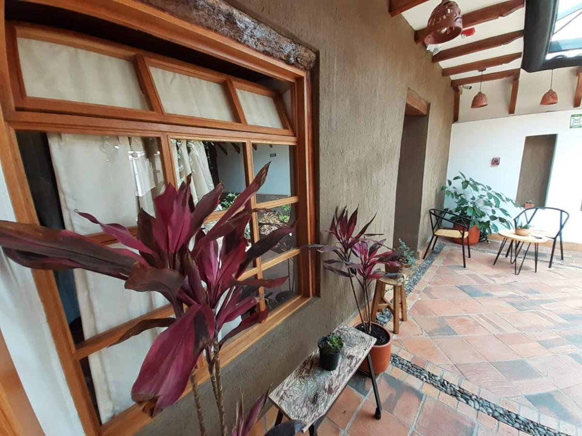 Hostal Suite Le Fabrique クエンカ エクステリア 写真