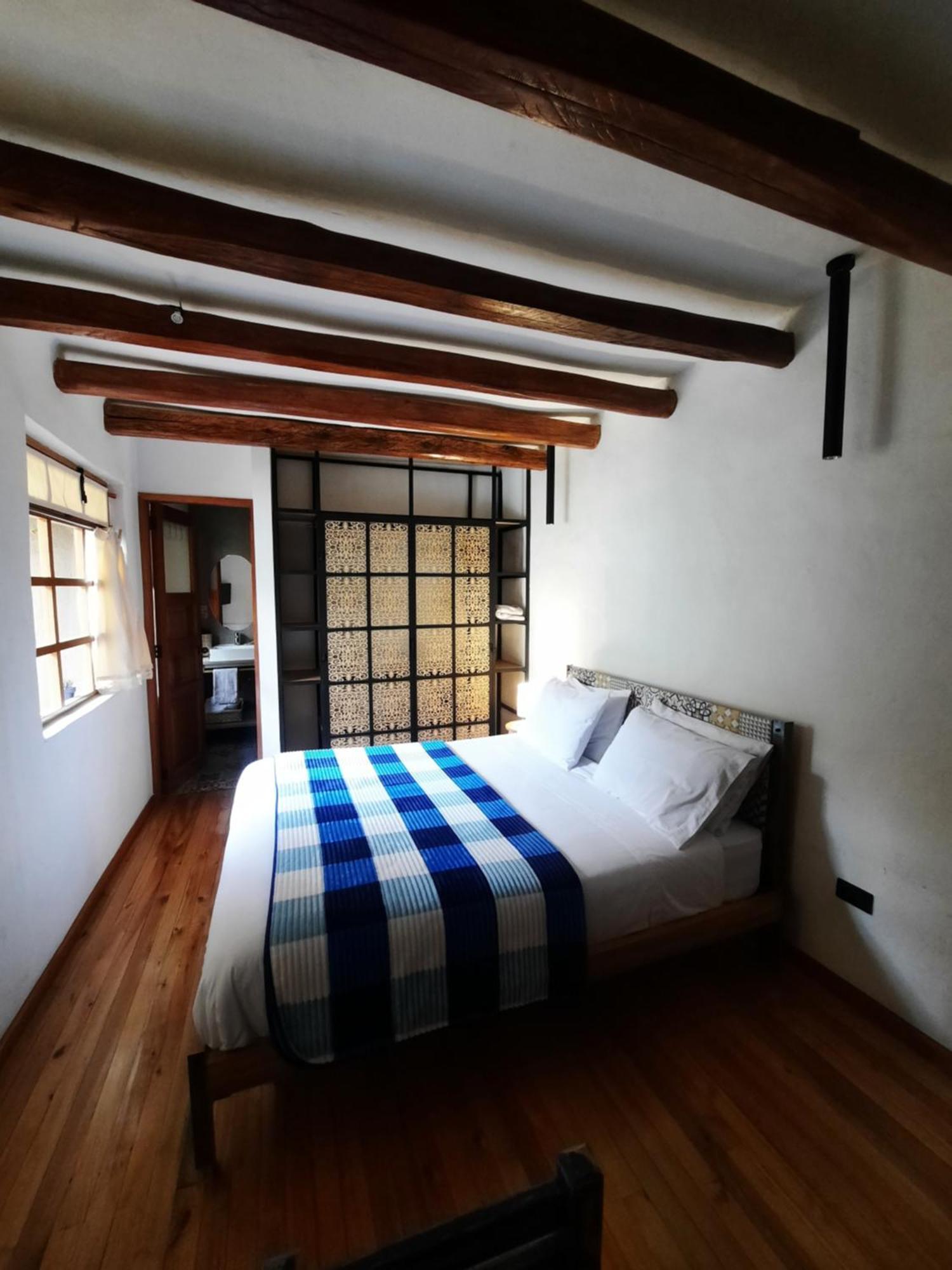 Hostal Suite Le Fabrique クエンカ エクステリア 写真