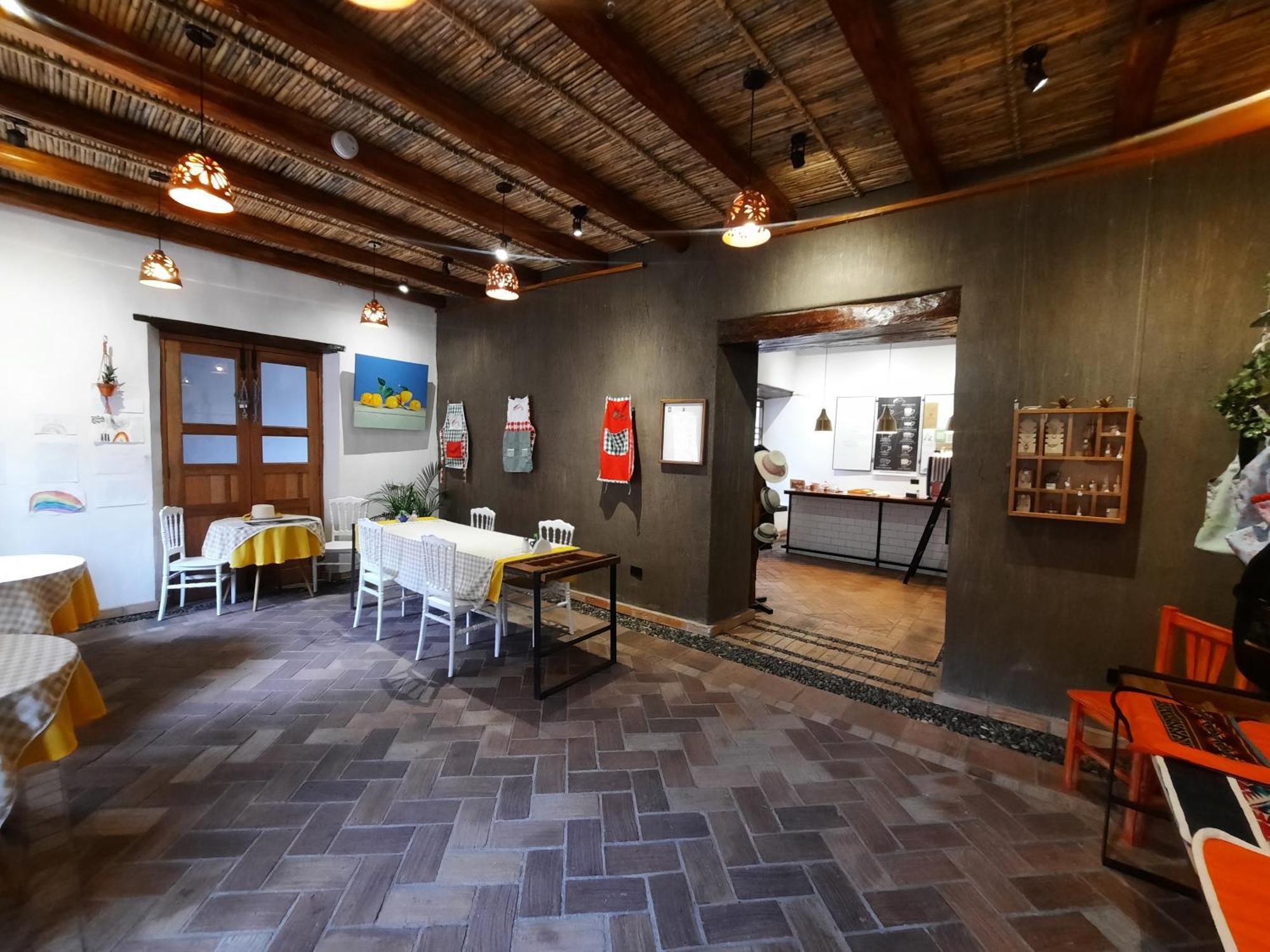 Hostal Suite Le Fabrique クエンカ エクステリア 写真