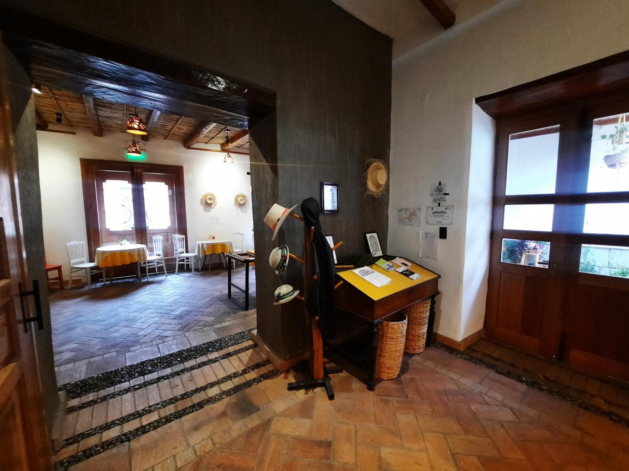 Hostal Suite Le Fabrique クエンカ エクステリア 写真